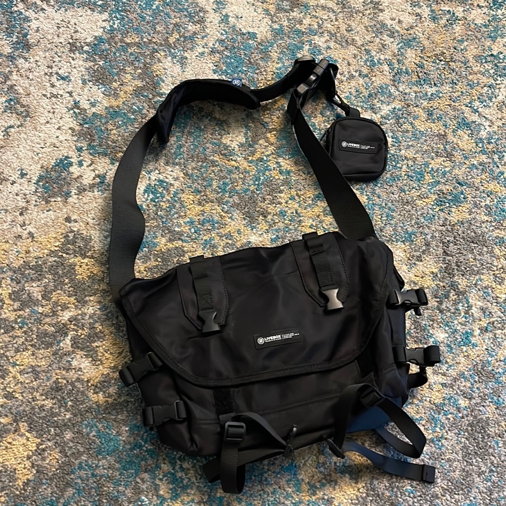 Crossbody bag / brand new